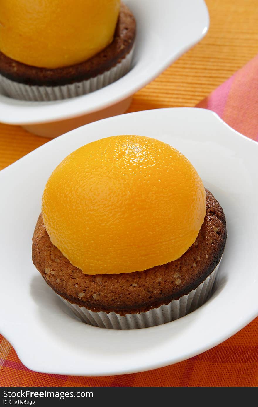 Baked dessert with peach fruit