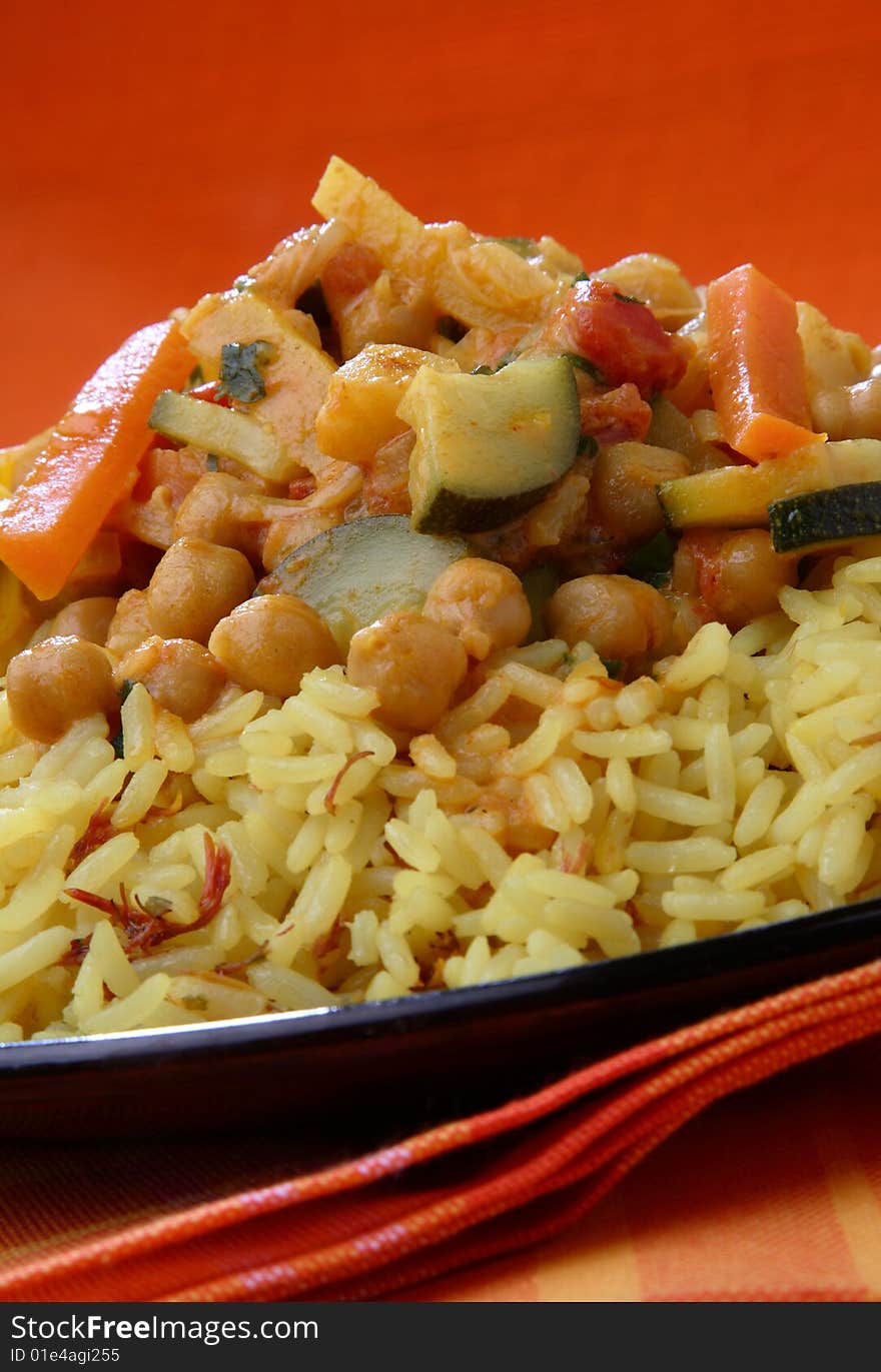 Rice with meat and vegetable sauce