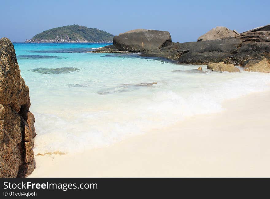 Mieng island bay, Similian islands