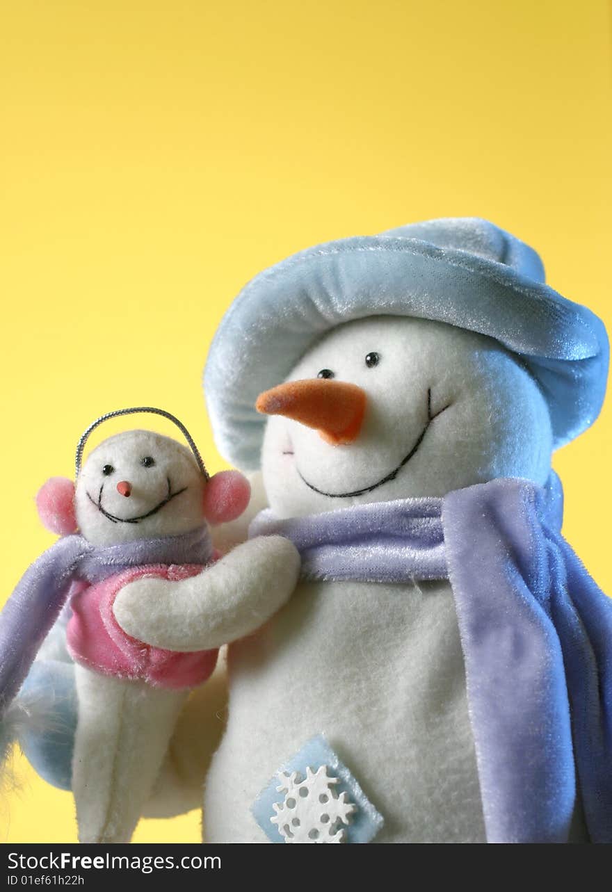 Snowman with his little baby