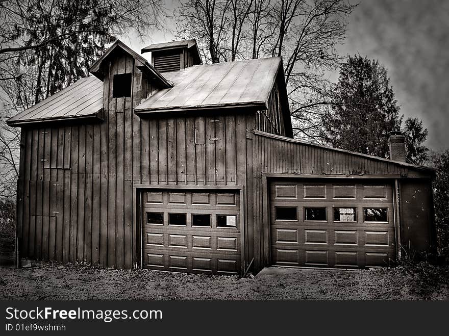 One of the tipicals small farm houses on Indiana. One of the tipicals small farm houses on Indiana.