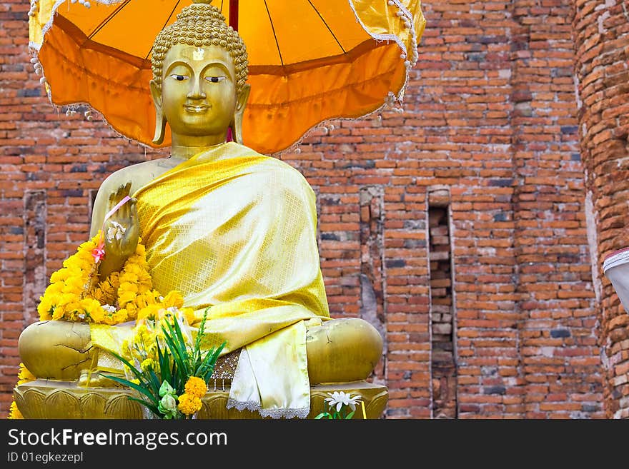 Monument of buddha, ruins of ancient temple Ayutthaya