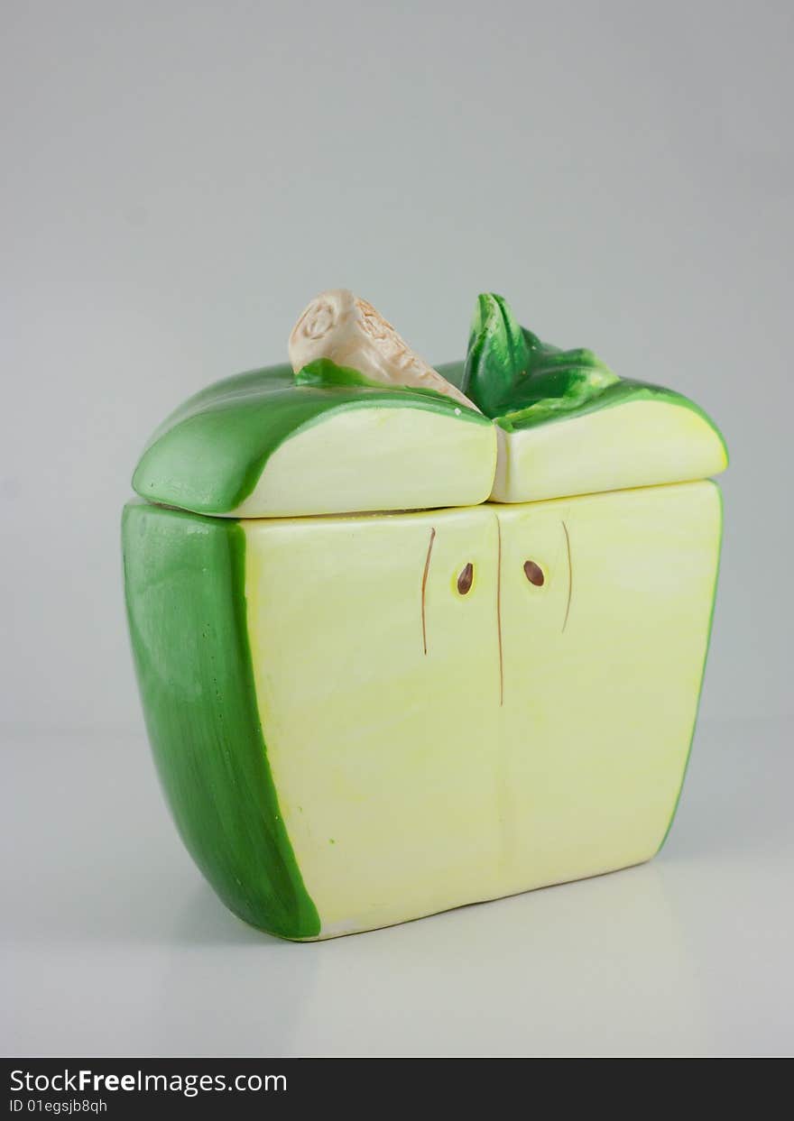 Apple styled sugar bowl