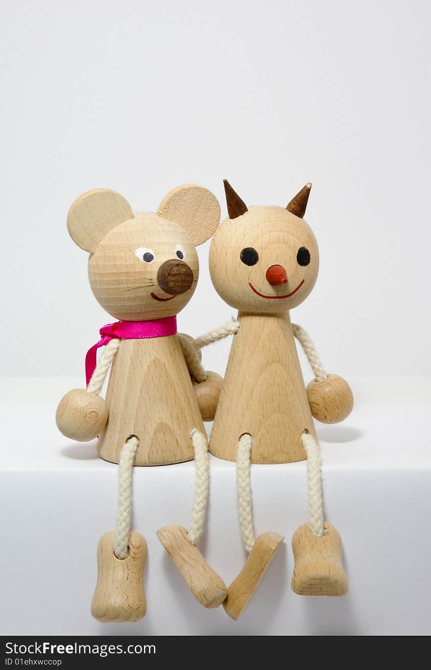 Wooden figures of friends - friendship