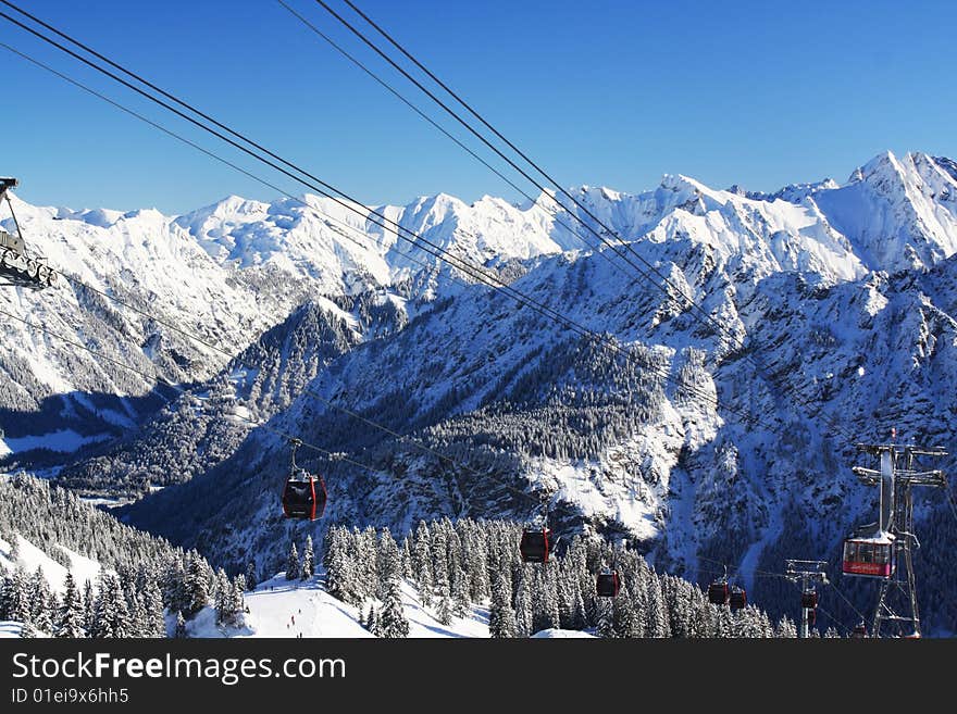 A large mountain in Bayern. A large mountain in Bayern