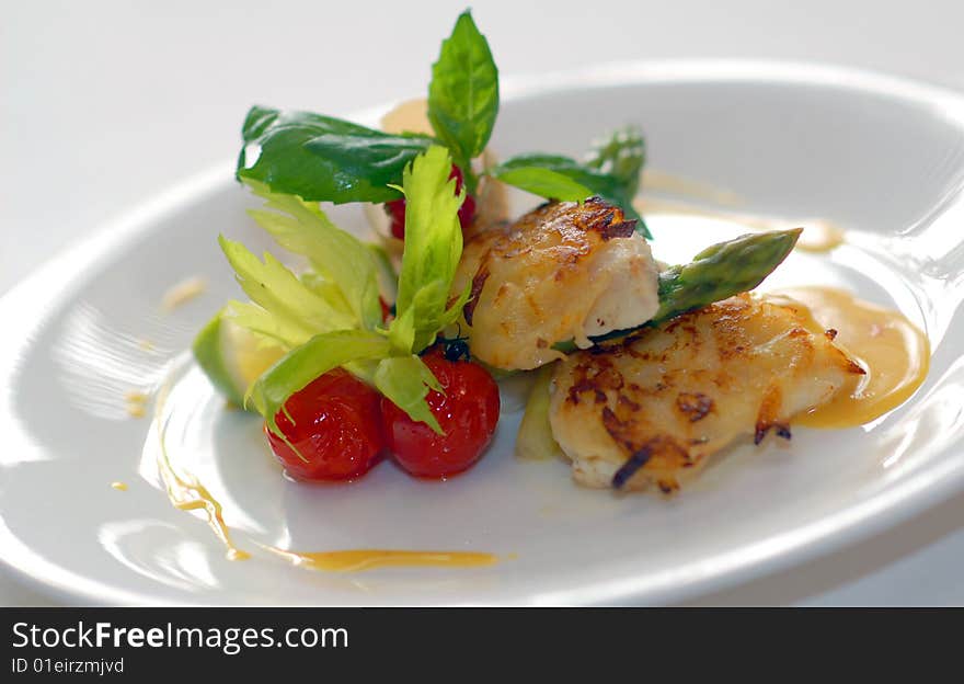 Fried fish with vegetables