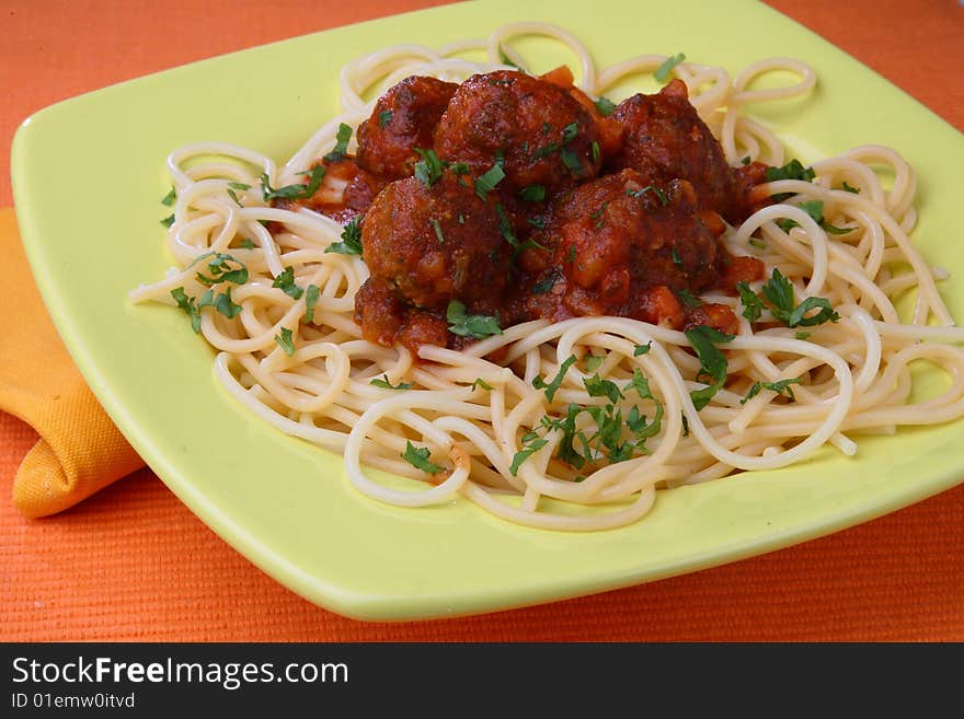 Turkey Meat Balls In Sauce With Spaghetti And Herb