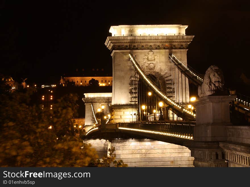 SzÃ©chenyi Chain Bridge