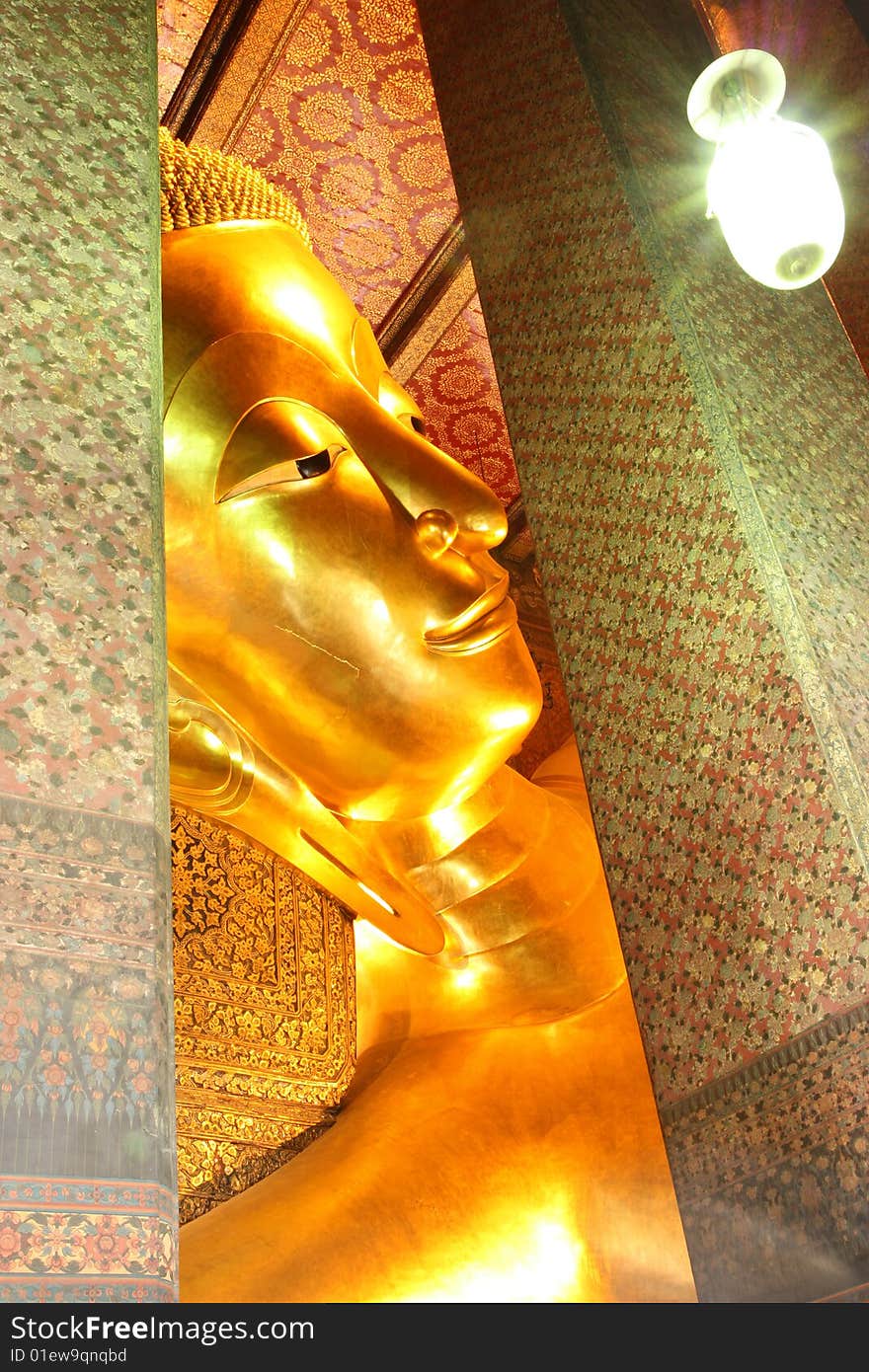 The reclining Buddha of Wat Pho.