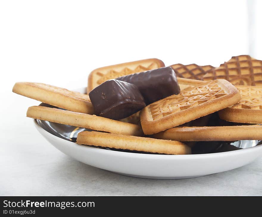 A plate of cookies.