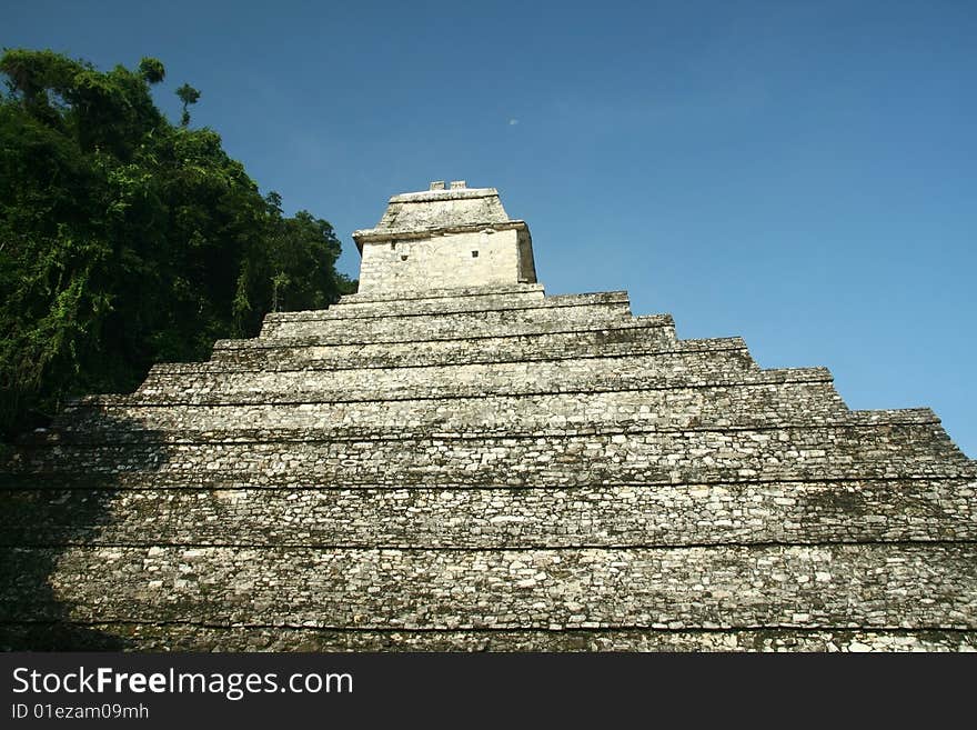 The moon rising above the Pyramid of the Inscriptions.
Palenque, Mexico