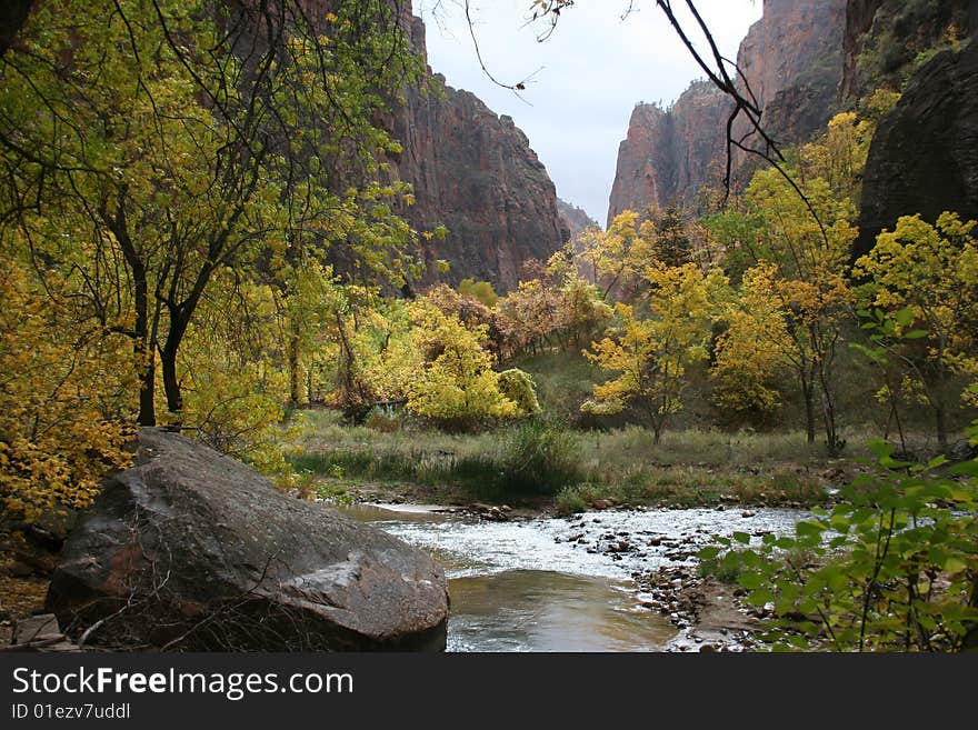 A cloudy but beautiful day in Zion National Park, seeing also Virgin River.