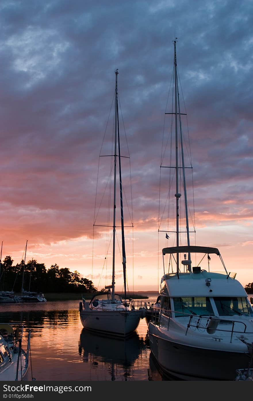 Staying longside at the marina