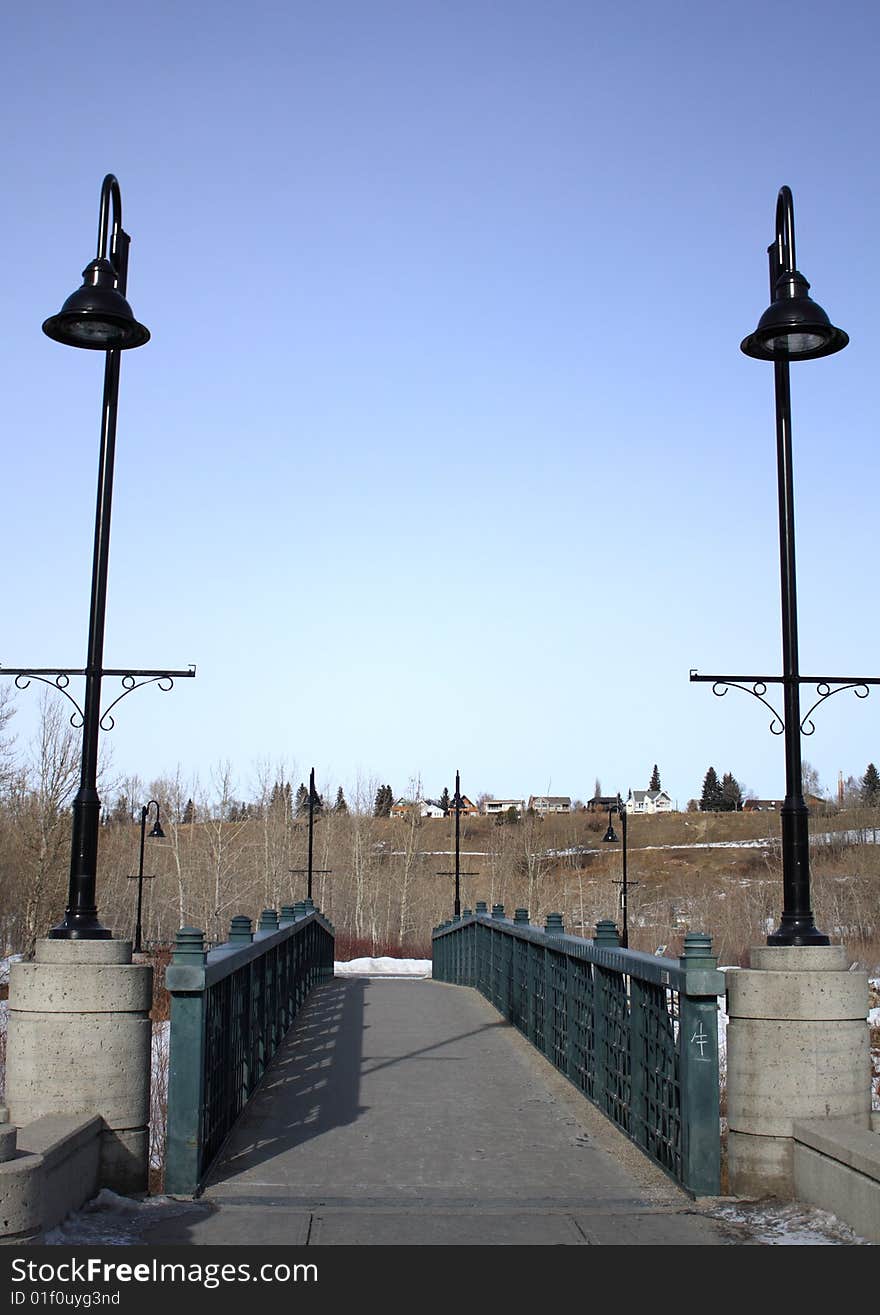 Front view of a bridge