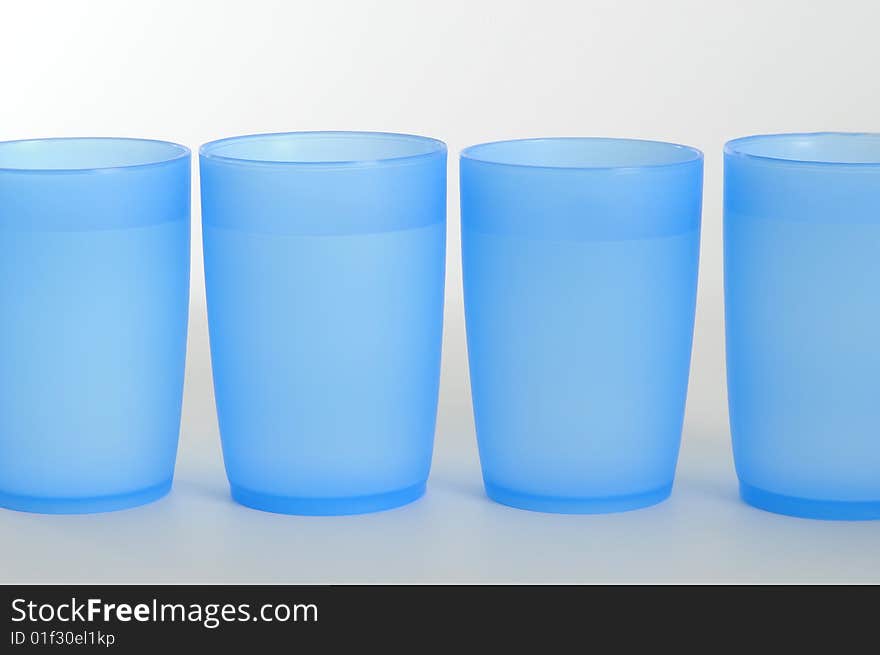 Some transparent plastic beaker,blue color. Some transparent plastic beaker,blue color.