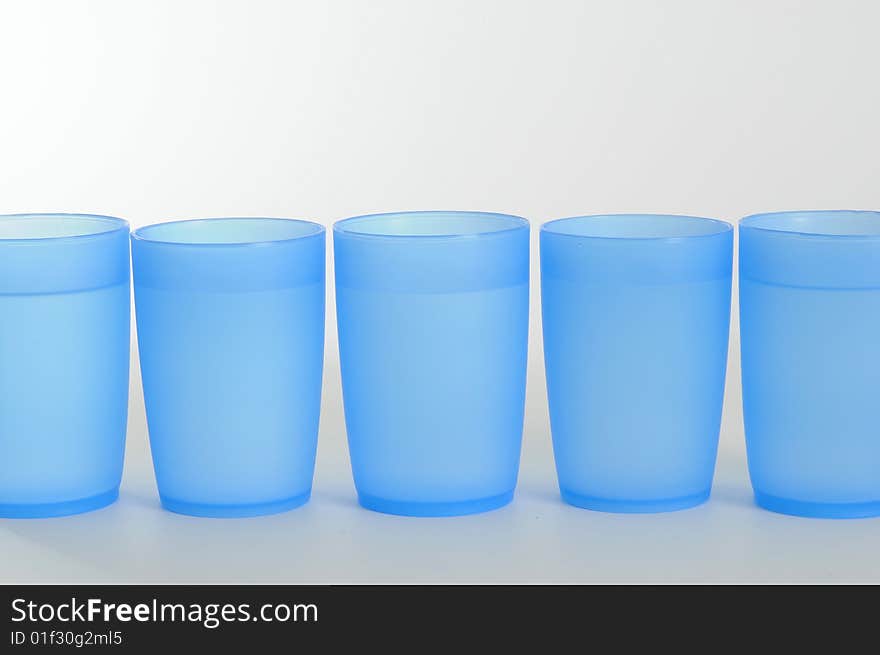 Some transparent plastic beaker,blue color. Some transparent plastic beaker,blue color.