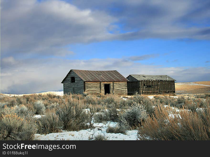 An old barn on a farm in Montana. An old barn on a farm in Montana.