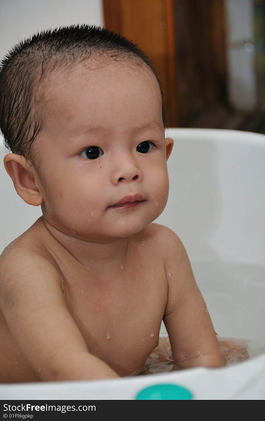 Baby in bathtubs