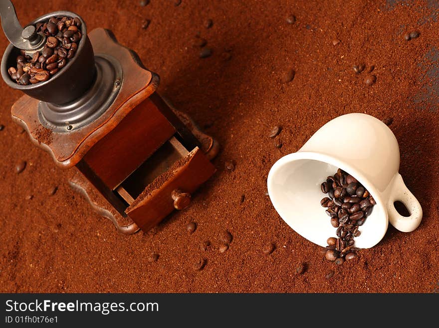 Coffee grinder