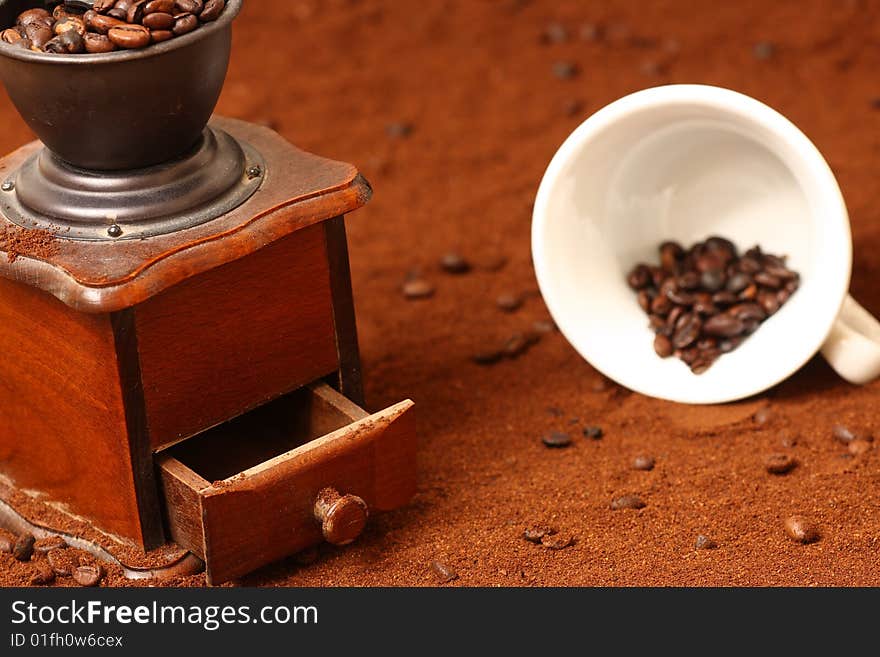 Coffee grinder