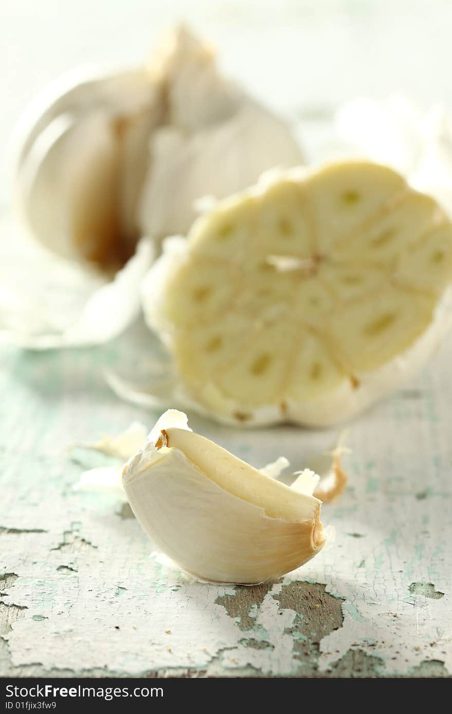 Garlic Bulb-sliced