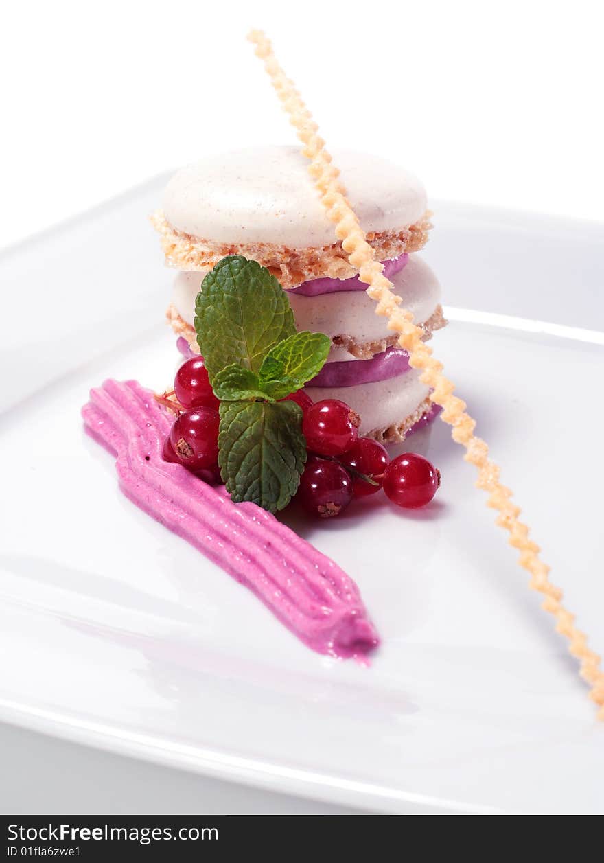 Dessert Meringue With Currants