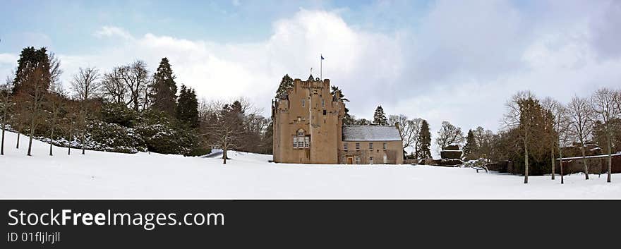 Crathes Castle in the snow