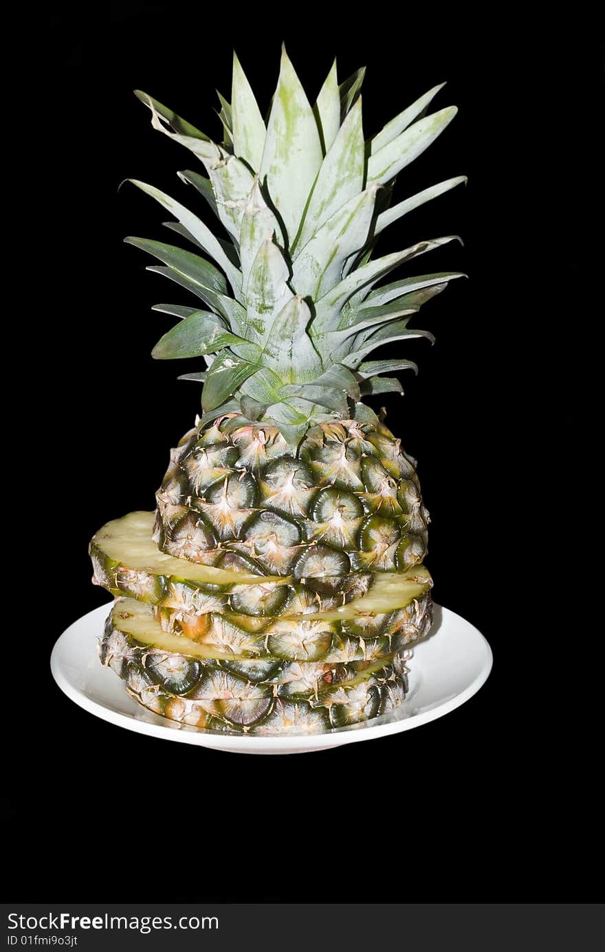 Ananas on dish