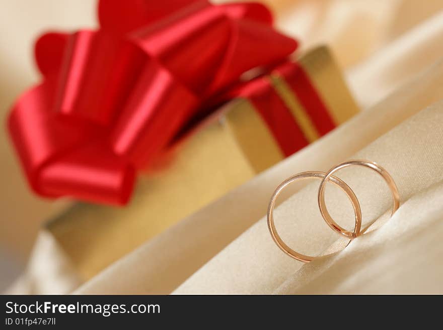 Wedding rings can be used as a background