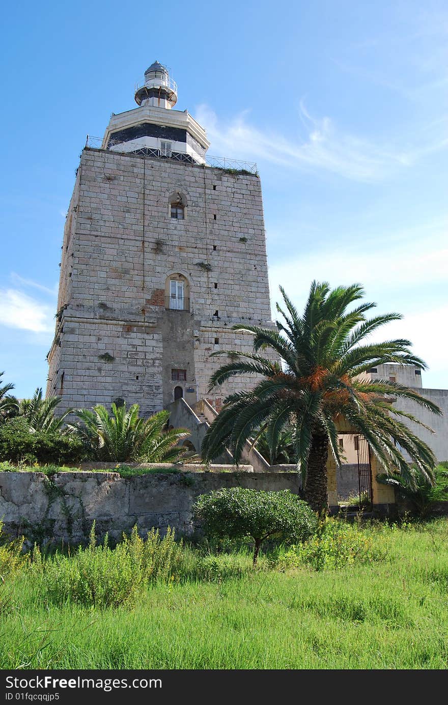 This is an ancient tower, used also as lantern, situated in the harbour of Messina in Sicily. The lantern was builded by Giovannangelo Montorsoli, follower of Michelangelo. This is an ancient tower, used also as lantern, situated in the harbour of Messina in Sicily. The lantern was builded by Giovannangelo Montorsoli, follower of Michelangelo.