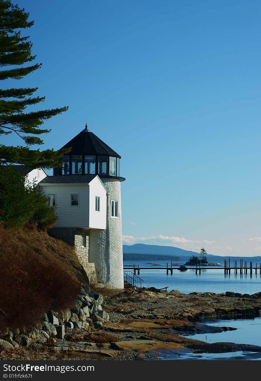 Unknown lighthouse on the coast of Maine.