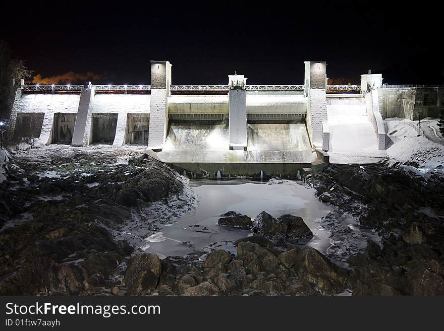 Imatrankoski dam photographed on a winter night.