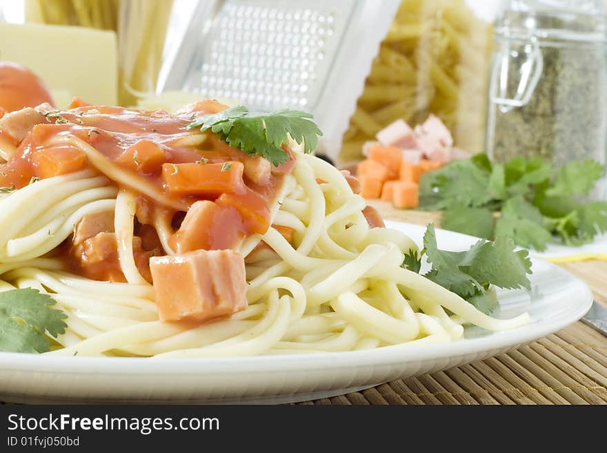 Freshly cooked spaghetti with tomato sauce