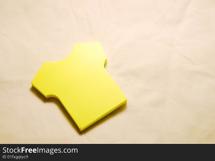 Note paper on yellow background.