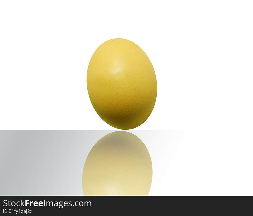 A gold egg for easter day