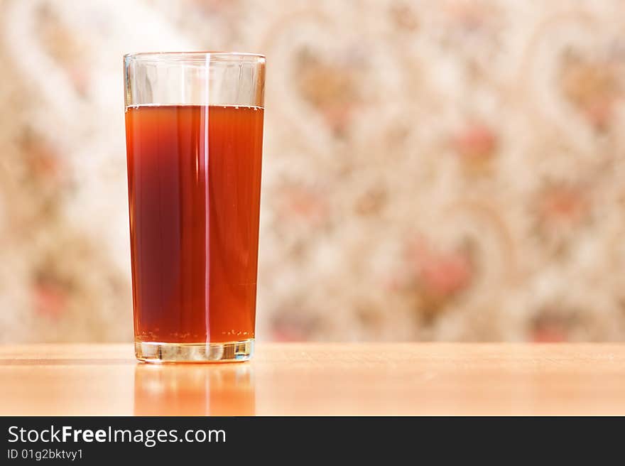 Glass with carbonated drink