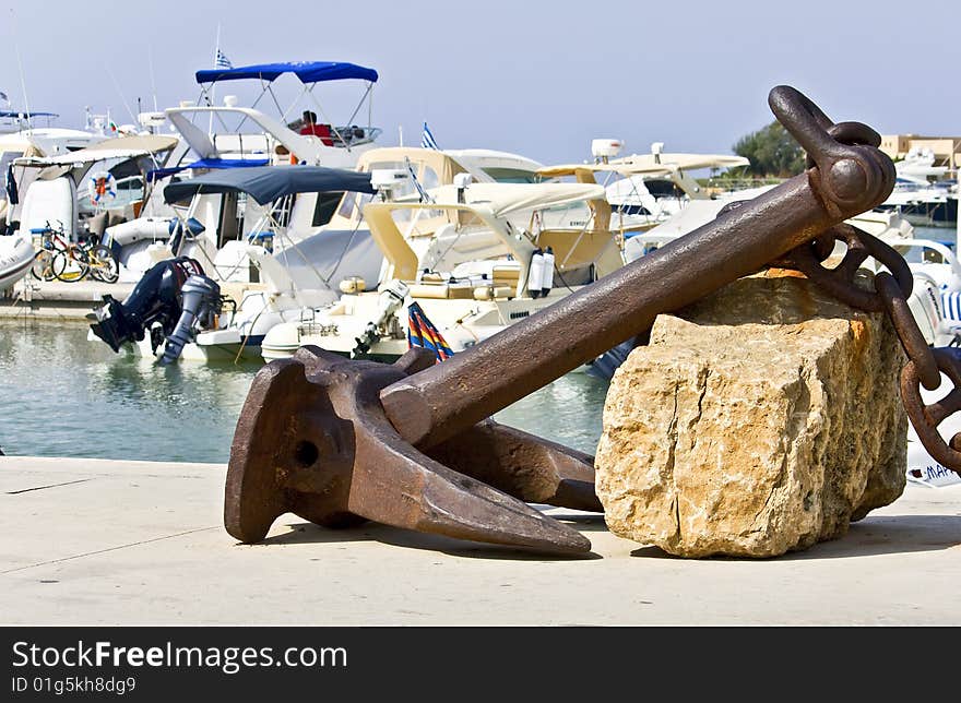 Anchor rest for decoration on a marina