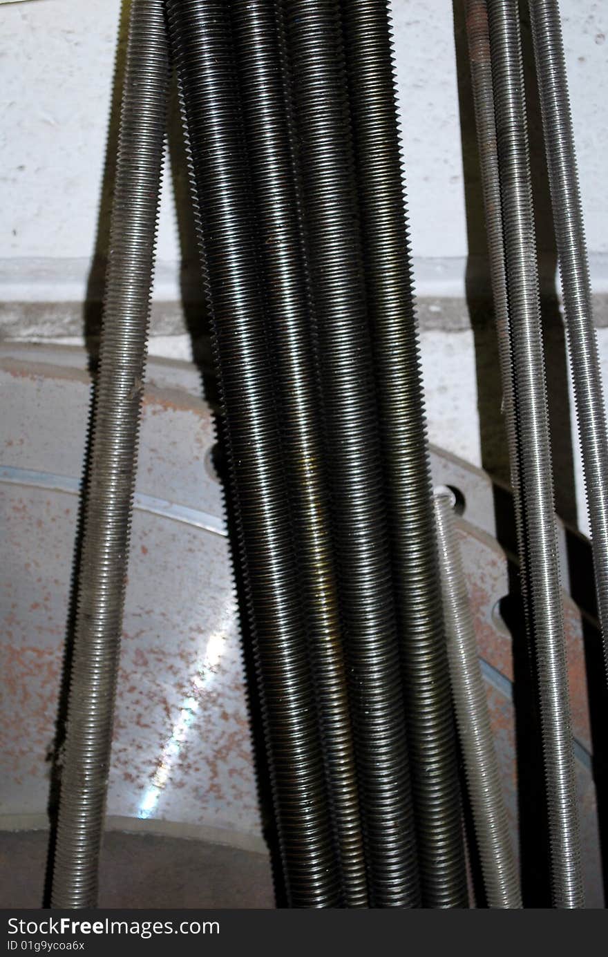 Steel thread bar