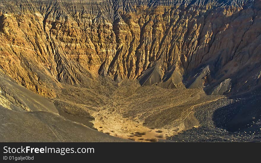 This is a picture of the Ubehebe Crater at Death Valley National Park.