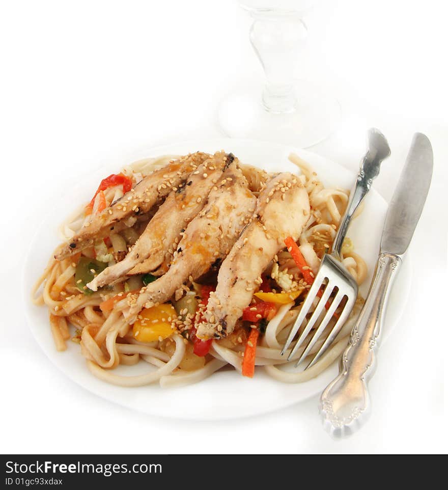 Grilled Chicken on Udon Noodles with Vegetables