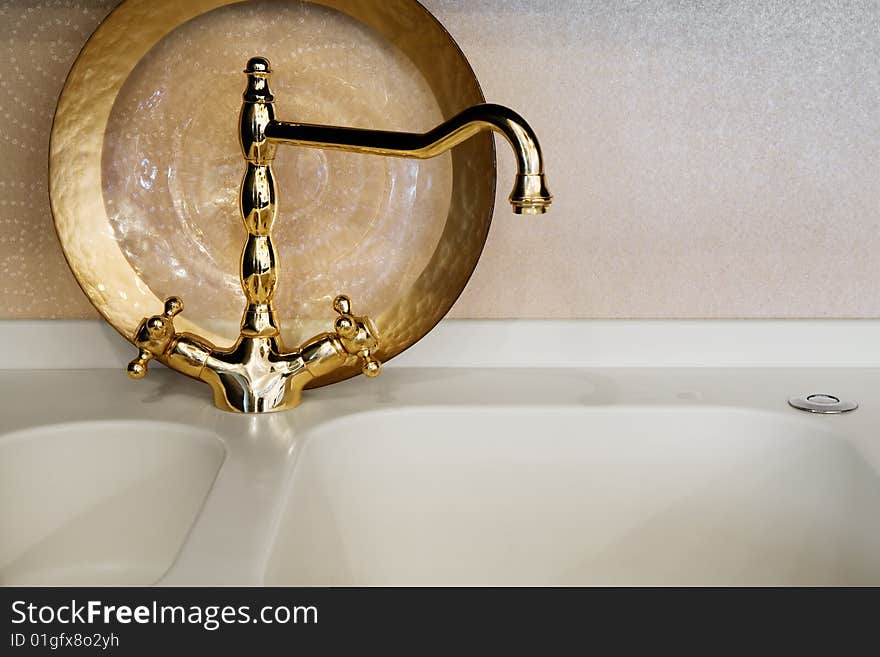 Faucet of gold color