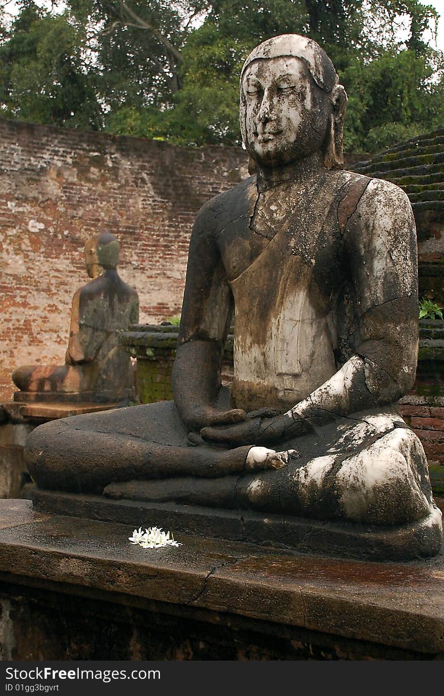 Seated Buddhas In Vatadage, Polonnaruwa