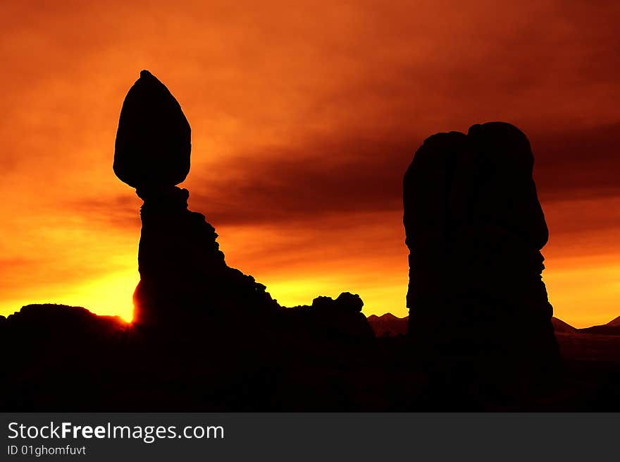 Balanced rock at Arches National Park at dawn