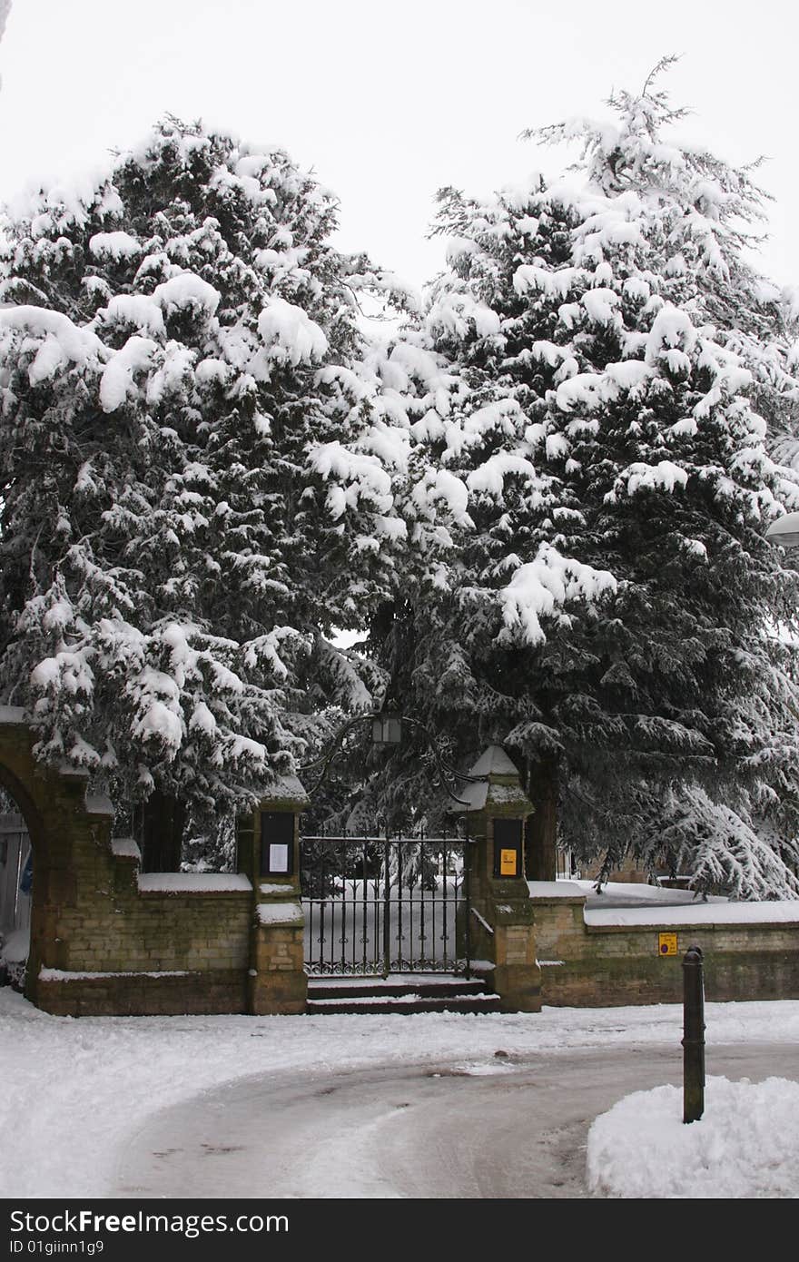 Church gates, Stow on the Wold