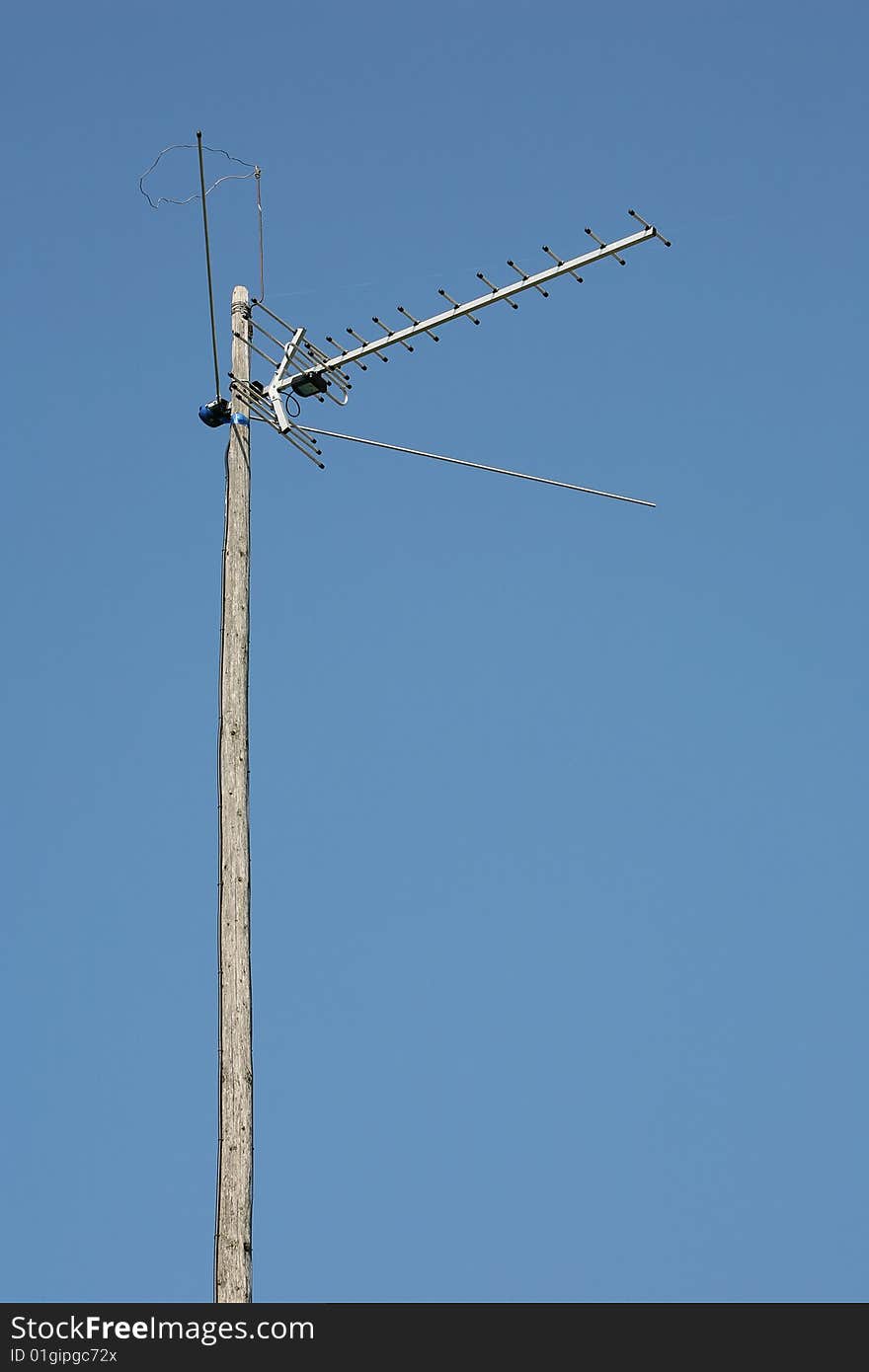 Television antenna