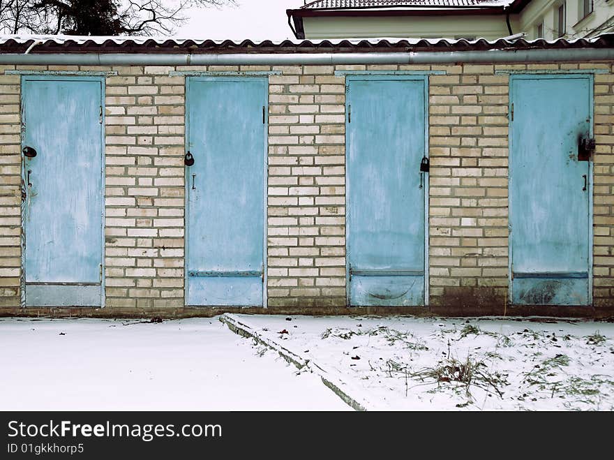 The cabins of the back yard. The cabins of the back yard