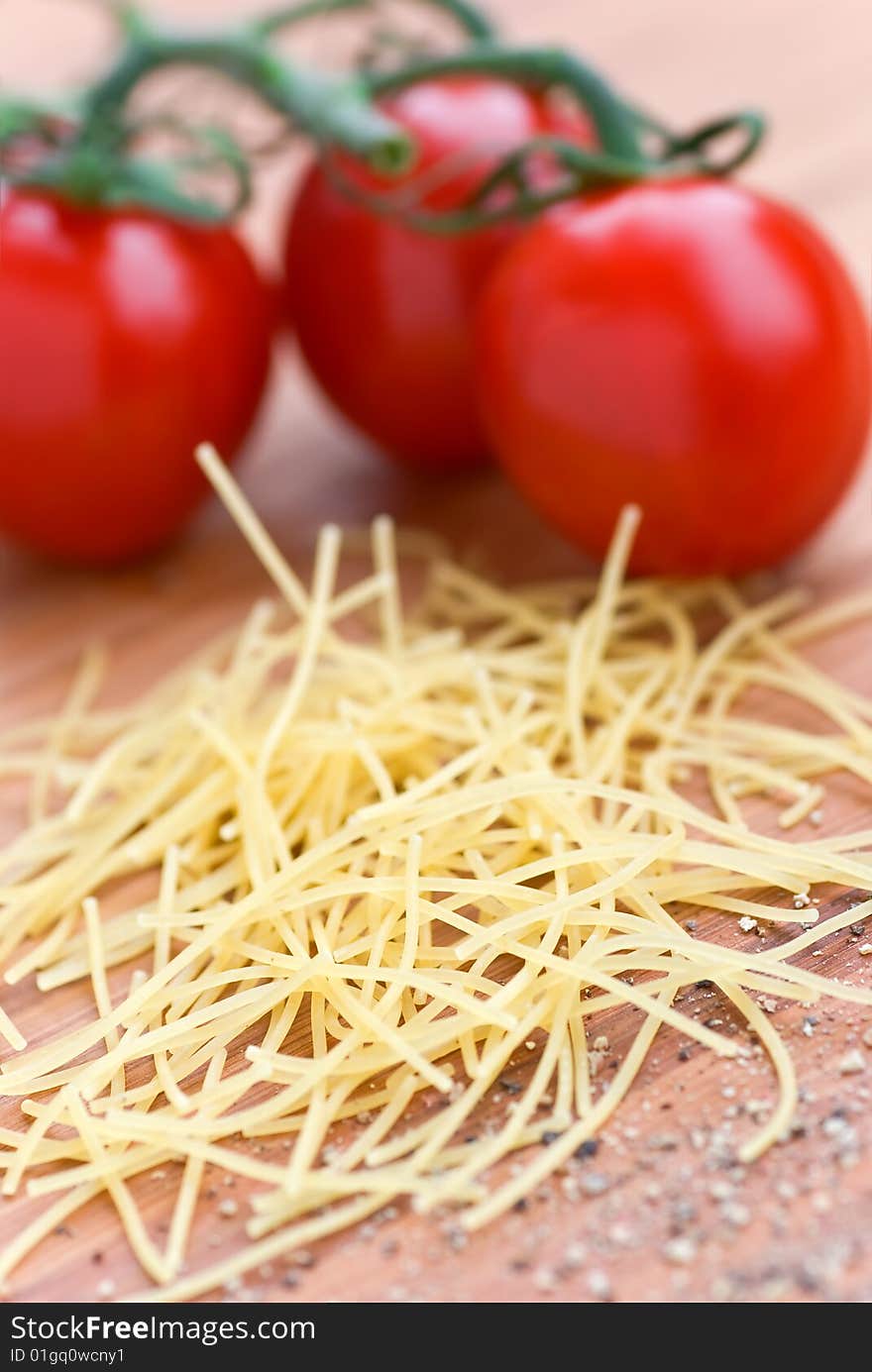 Heap of vermicelli on the cutting board.