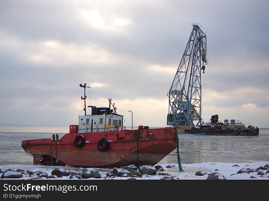 Unlucky Shipwreck Ashore