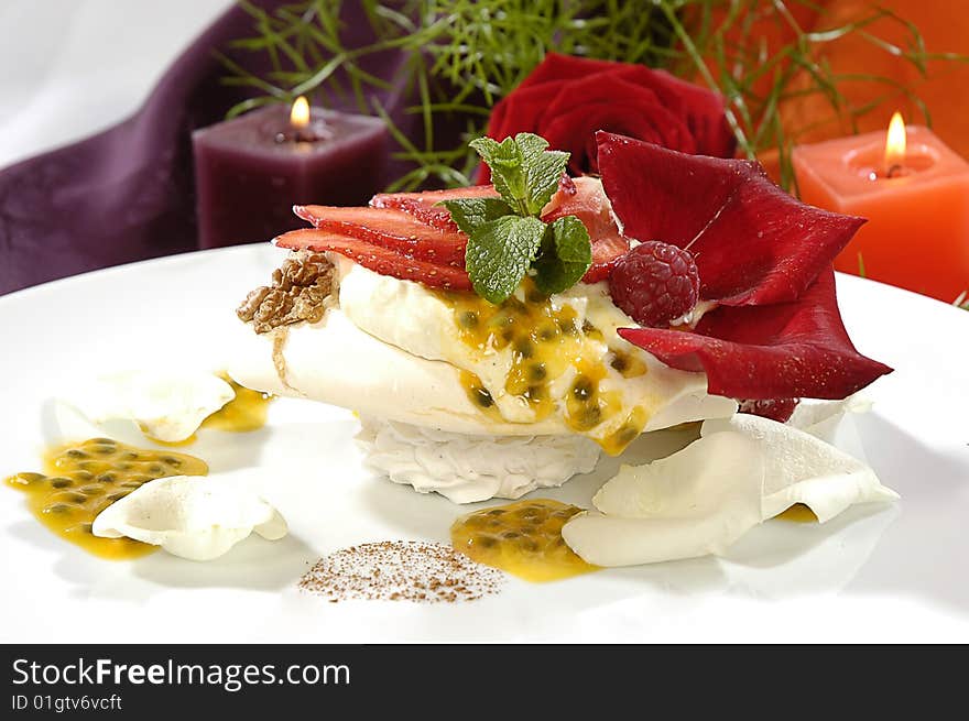 Refined ice-cream for romantic evening