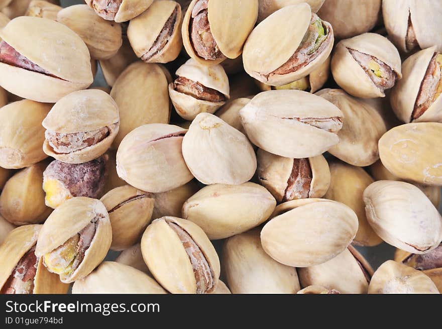 Few pistachio